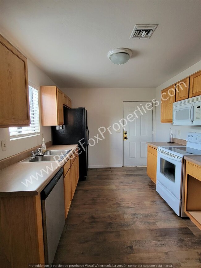 Foto del edificio - 2 Bedroom, 2 Bathroom Home in Central Tucson