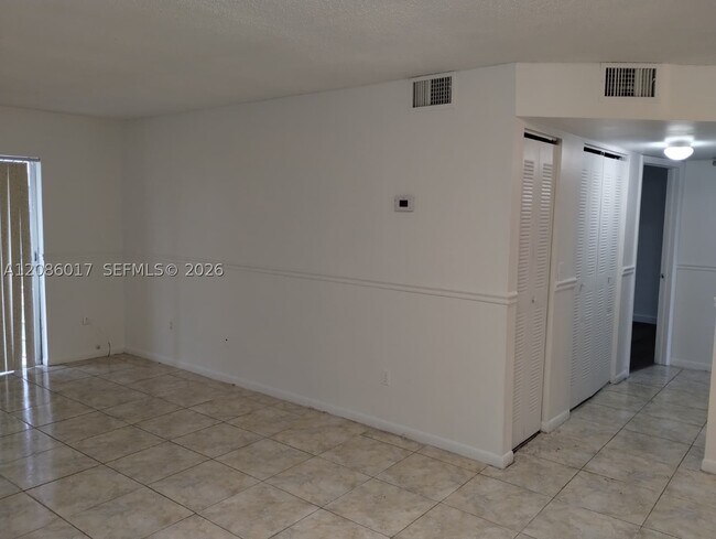 Foto del edificio - 2800 NW 56th Ave