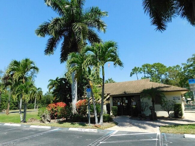 Foto del edificio - 15177 Parkside Dr