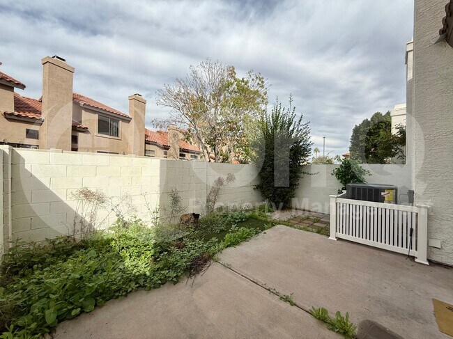 Photo - 710 S St Martin Dr House