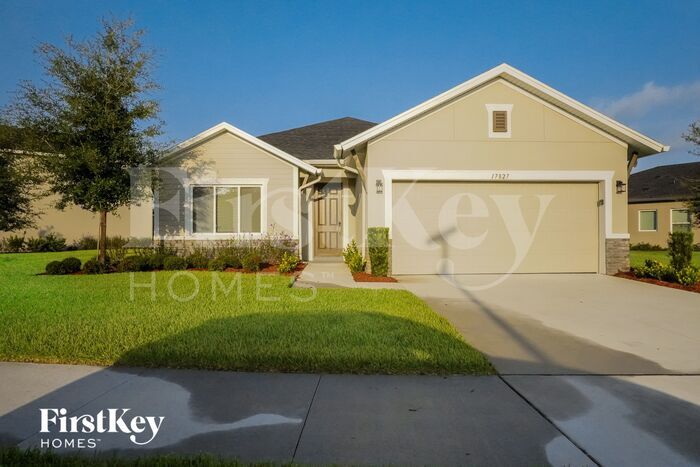 Primary Photo - 17827 Passionflower Cir