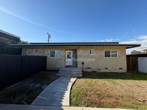 Building Photo - 9927 Overest Ave