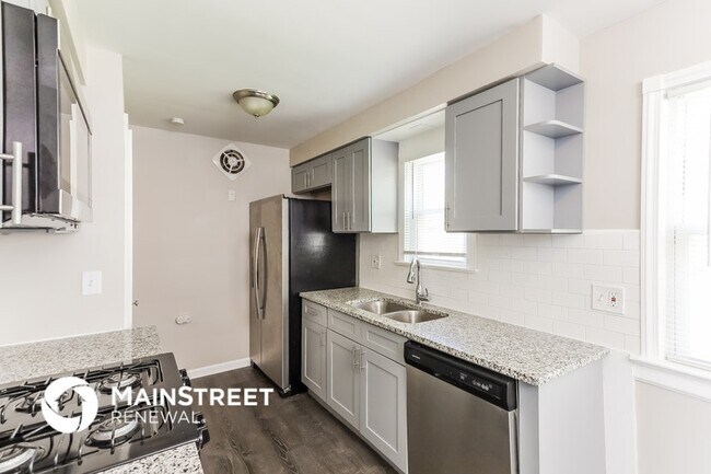 Foto del edificio - 339 E 308th St