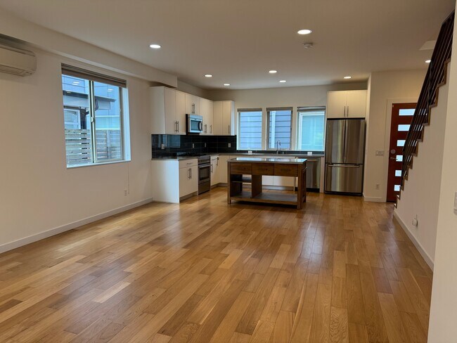 Foto del edificio - 4222 Linden Ave N