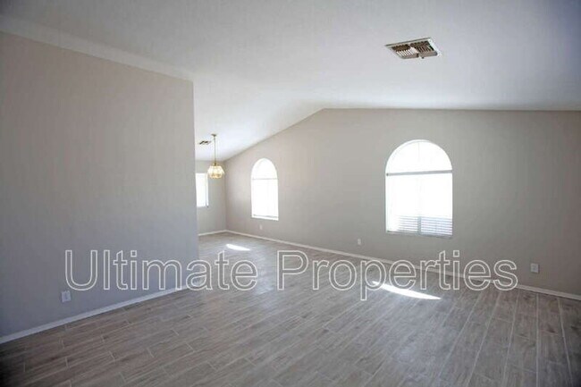Foto del edificio - 8537 W Windsor Dr