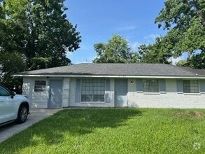 Building Photo - 10566 Mayfair Dr