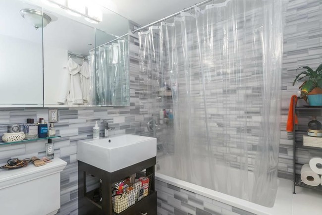 Foto del edificio - 242 E 14th St