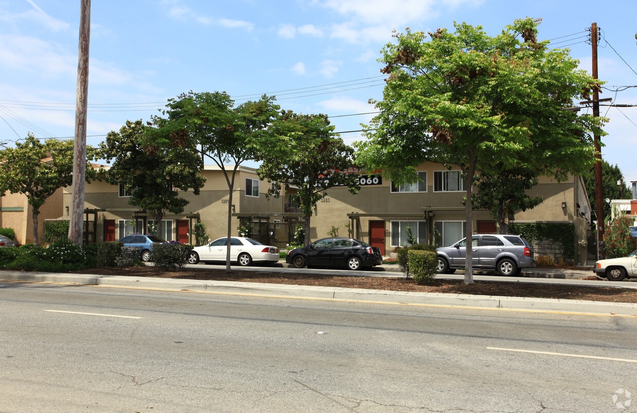 Foto principal - Artesia Court Apartments