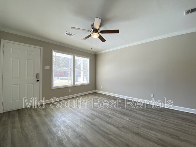 Foto del edificio - 4716 Manchester Dr