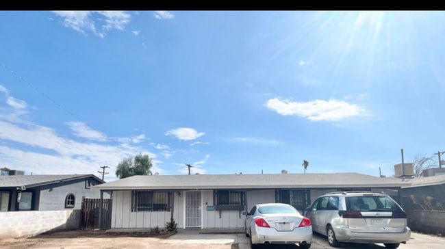 Foto del edificio - 2819 N 48th Ln