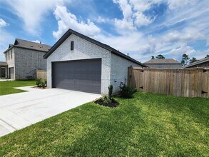 Building Photo - 929 Capracotta Dr
