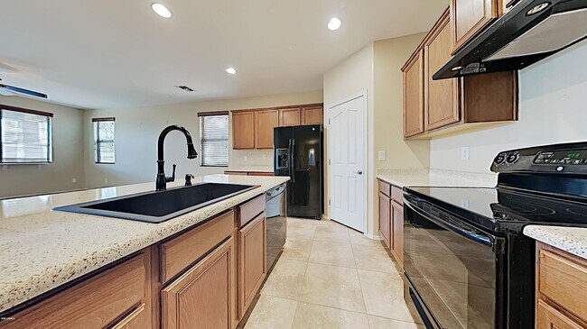 Foto del edificio - Excellent price on this rental home in Buc...