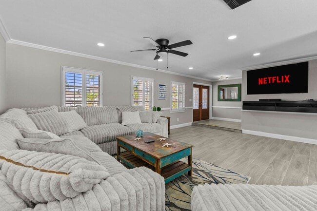 Building Photo - 3921 Americana Dr