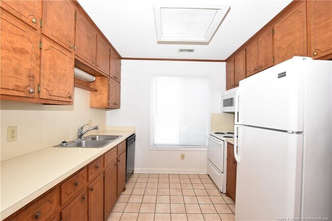 Foto del edificio - 400 N Steele St