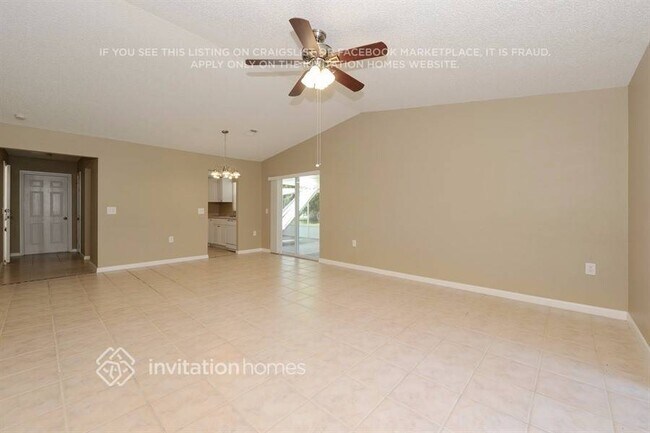 Building Photo - 5800 Southwind Dr