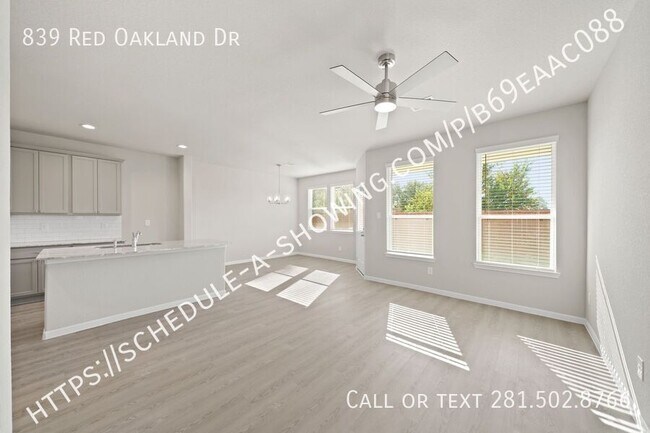 Foto del edificio - 839 Oakland Dr