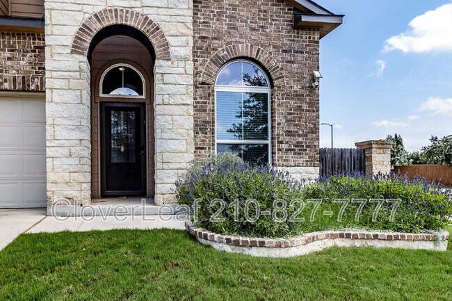 Building Photo - 9602 Bicknell Sedge