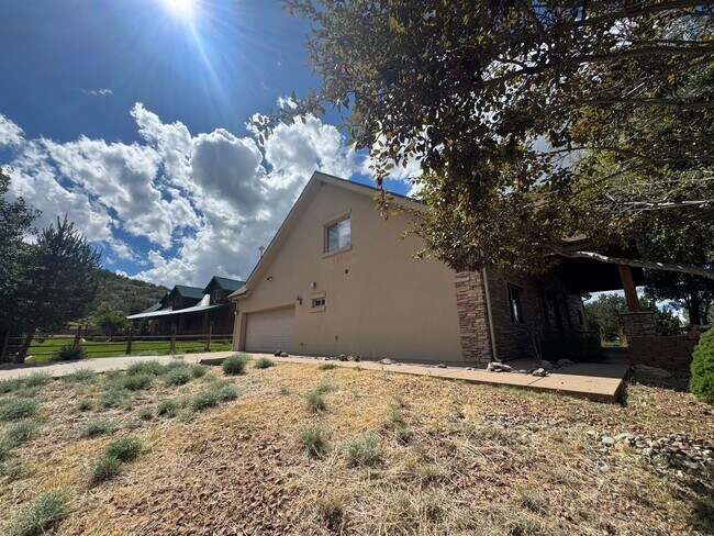 Foto del edificio - Beautiful Pine Valley Home!