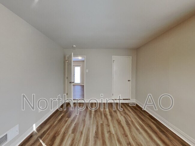 Foto del edificio - 296 Bromack Dr SE