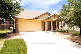 Building Photo - 9331 Longmire Trace