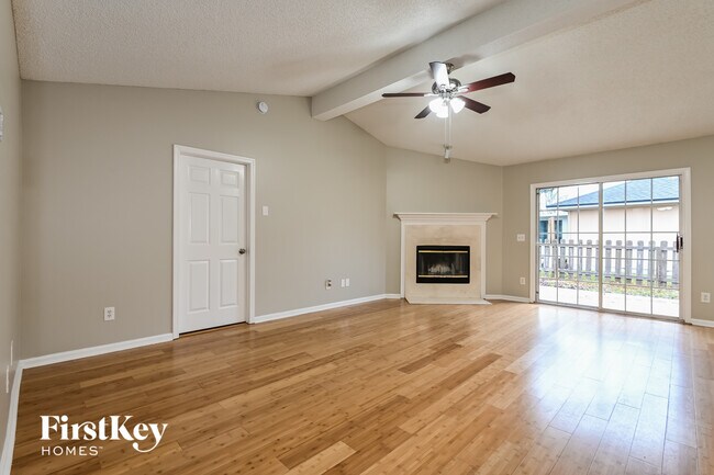 Foto del edificio - 12569 Reginald Dr