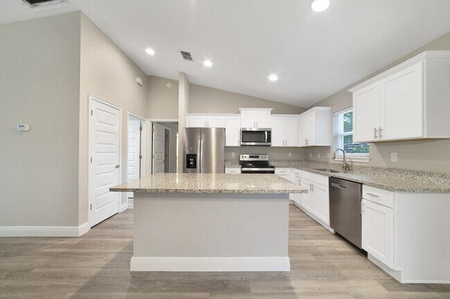 Foto del edificio - 10 Redwood Trace Ln