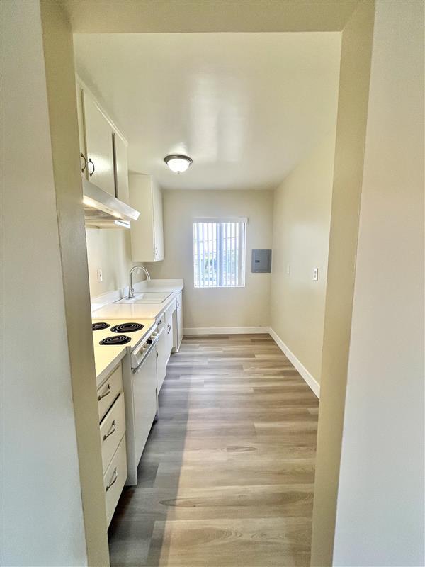 Foto del edificio - 1230 W. Hillandale Ave.