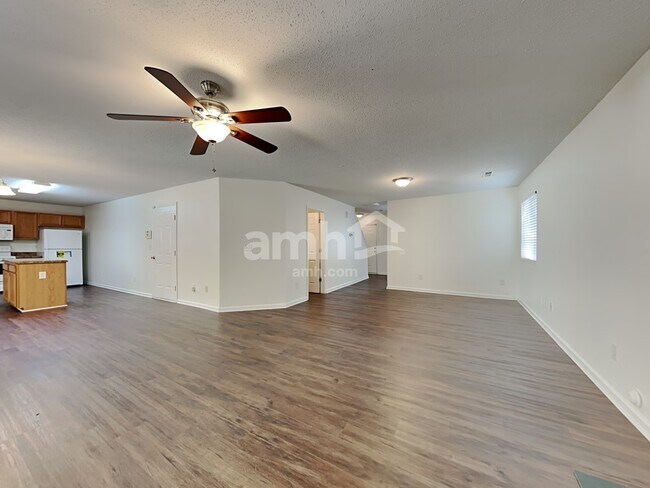Building Photo - 2983 Dillon Rd