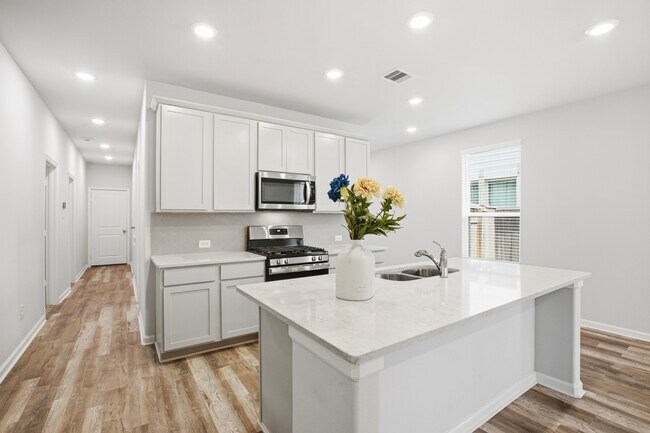 Foto del edificio - 12939 Catfish River Ct