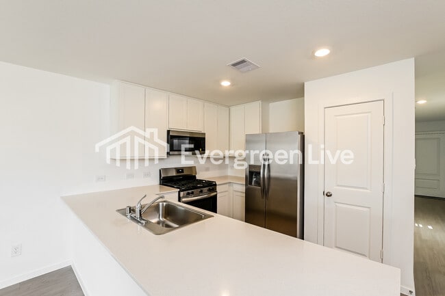 Building Photo - 10818 Bird Of Paradise Ln