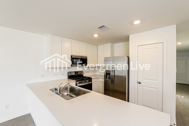 Foto del edificio - 10818 Bird Of Paradise Ln