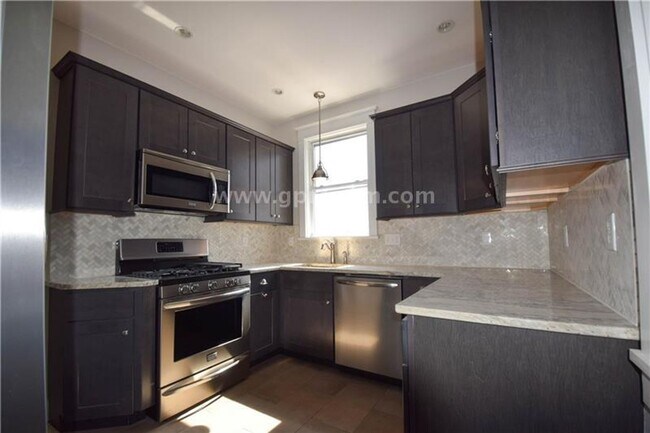 Foto del edificio - Mt Lebanon 3-bedroom house for rent