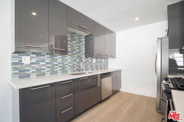Foto del edificio - 615 Ocean Ave