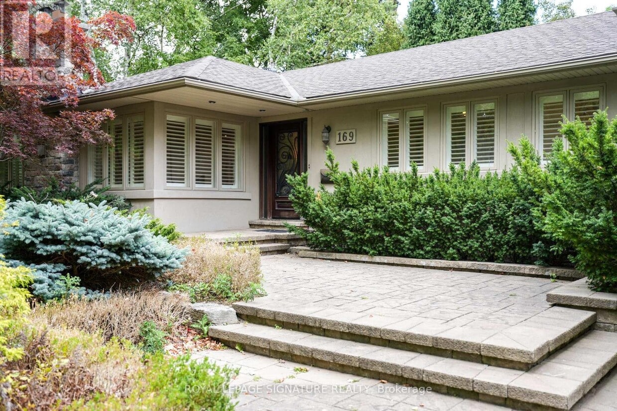 Photo principale - 169 Maple Grove Dr
