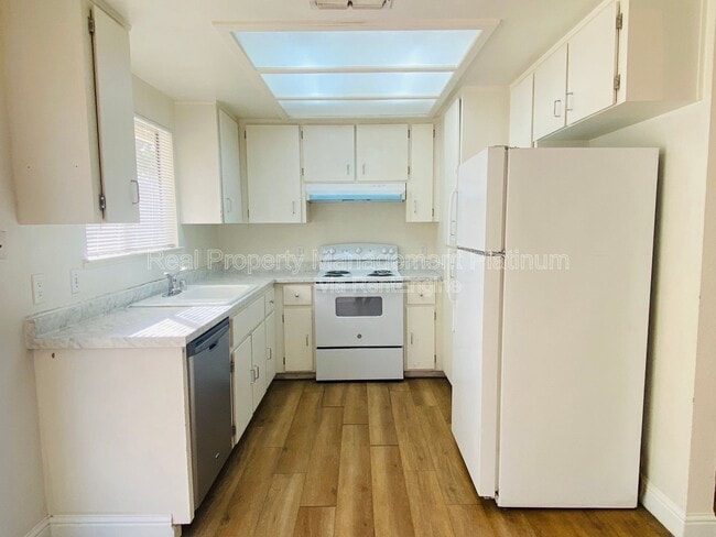 Foto del edificio - 2967 Terry Ave