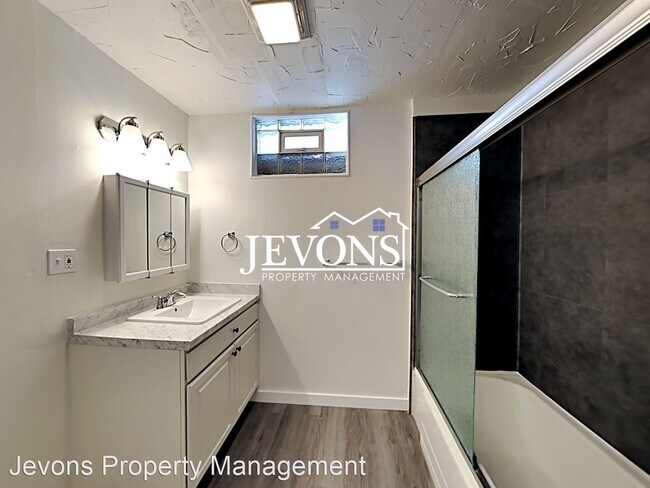 Building Photo - 4 br, 2 bath House - 510 N 56th Ave