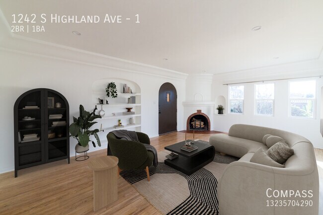 Foto del edificio - Enchanting Spanish Duplex: 2 Beds, 1 Bath,...