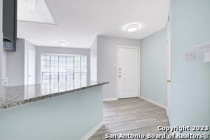 Building Photo - 5531 Ivanhoe St