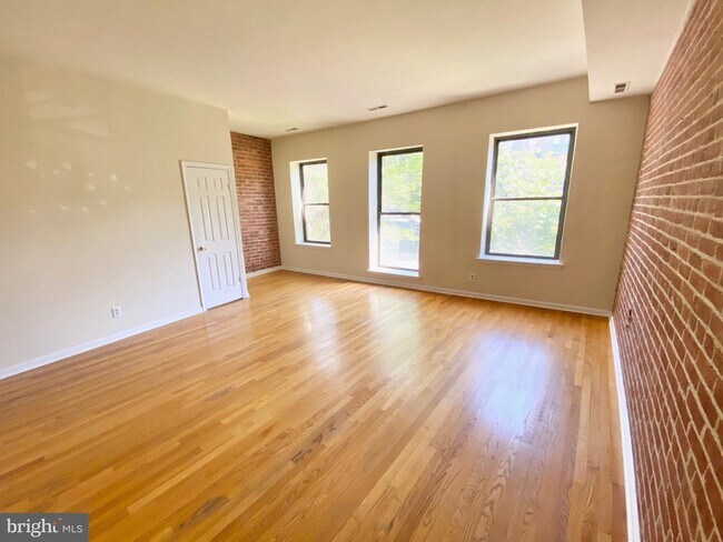 Foto del edificio - 1951 Biltmore St NW