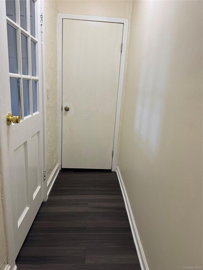 Foto del edificio - 89-28 207th St