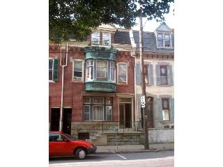 Primary Photo - 1114 W Linden St