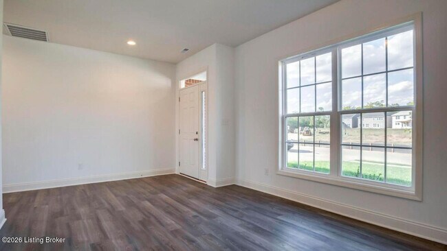 Foto del edificio - 3616 Ringing Bell Ln