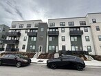 Foto principal - Modern 3-Bedroom Condo in Adventurous Dayb...