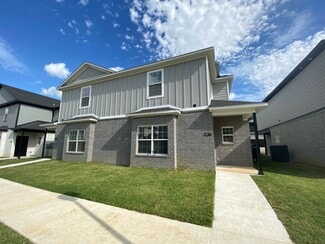 Building Photo - 872 S Benchmark Ln