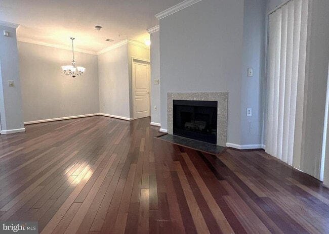 Building Photo - 12919 Alton Square