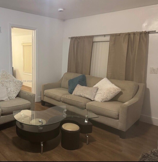 Building Photo - 2354 NW 93rd Terrace