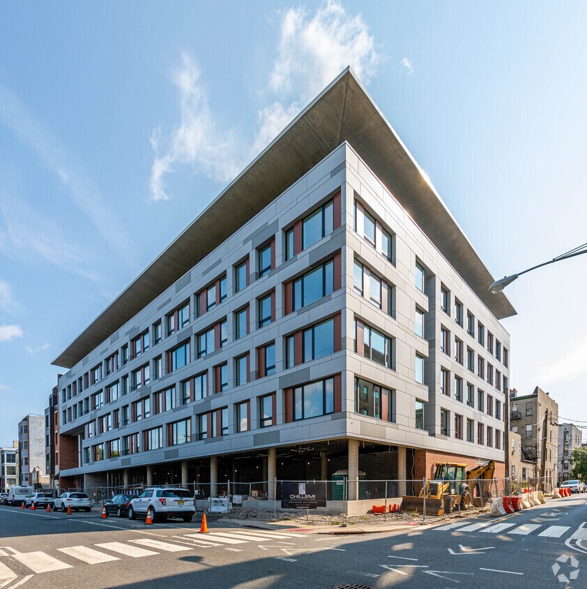 Foto principal - 401-411 Jackson St