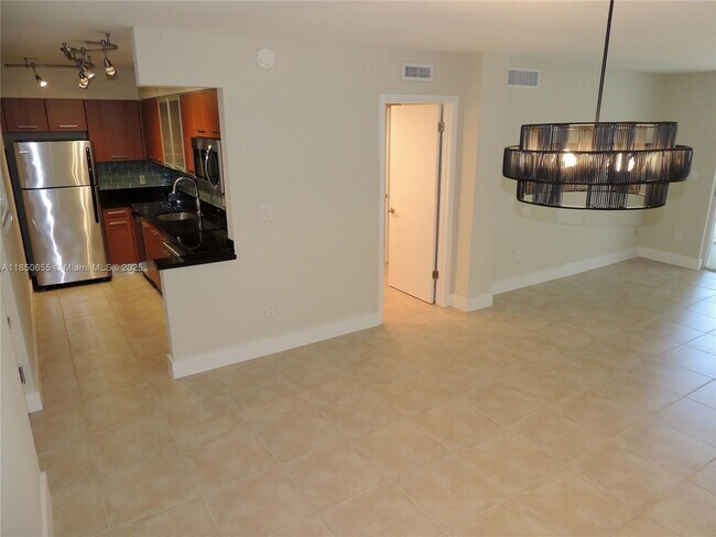 Foto del edificio - 777 NE 62nd St