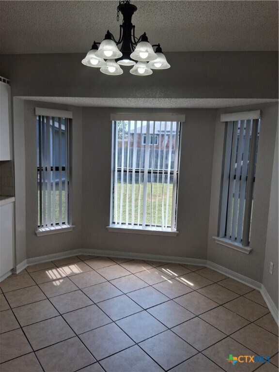 Foto del edificio - 3801 Riverrock Dr