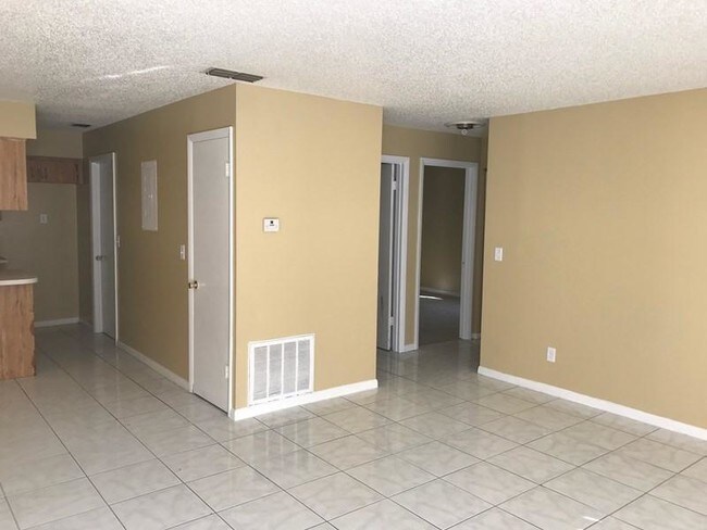 Foto del edificio - 1836 SW 109th Place